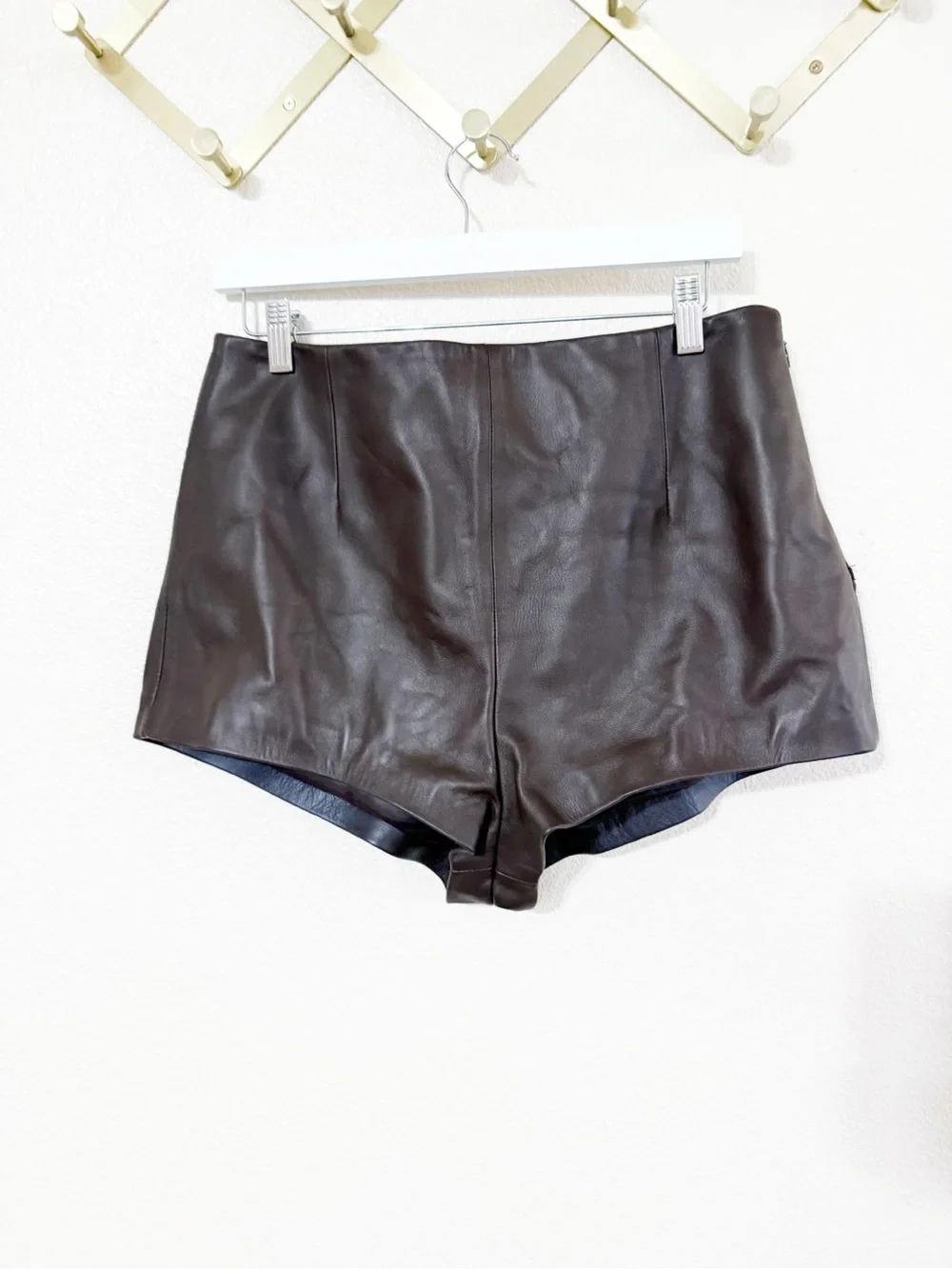 Camila Coelho Elia Leather Shorts in Chocolate Brown Espresso Size Large $369 - Picture 7 of 13